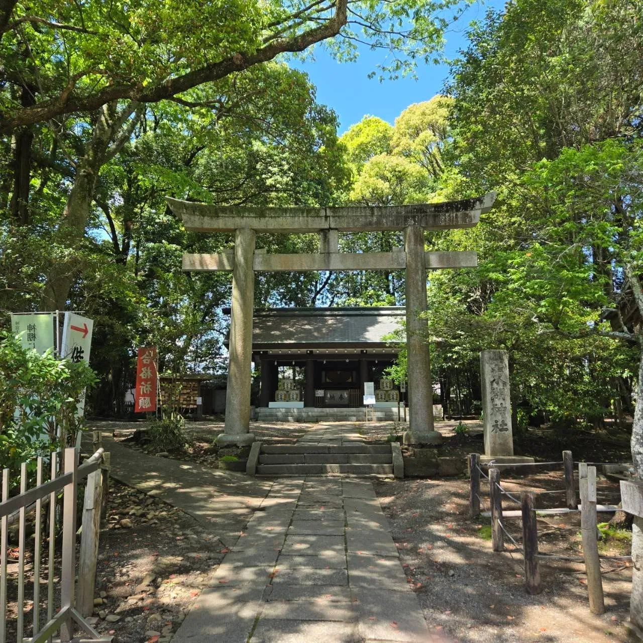 私たちは、お客様の大切なお品をしっかりと受け止め、次に必要と...